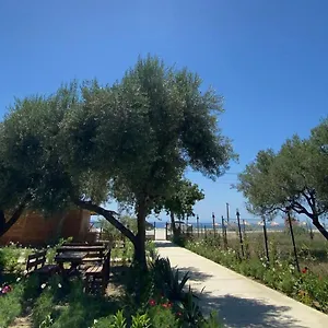 Vakantiepark Violet Village, Borsh